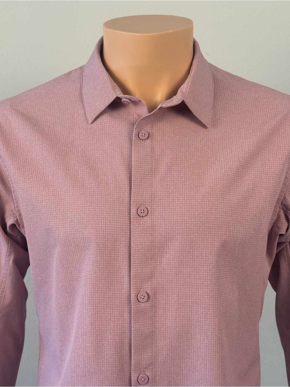 ✨ Lululemon Men’s Button Down Shirt Dusty Rose Pink Approx Size M Excellent